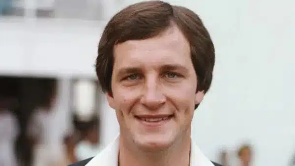John Emburey took 647 wickets John Emburey took 647 wickets